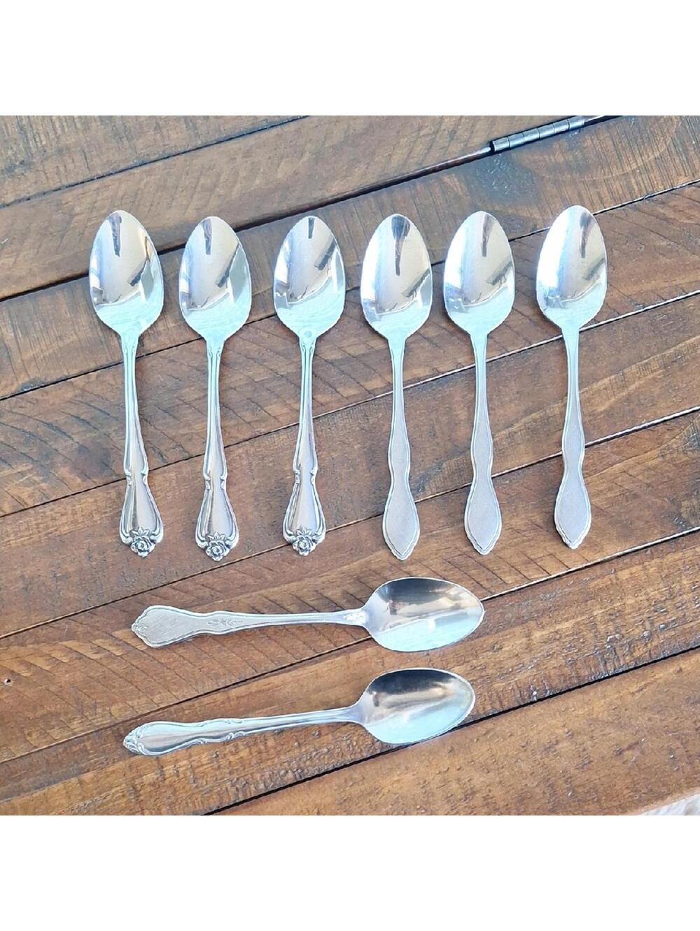 Oneida Stainless Mixed Teaspoon Lot (8)
